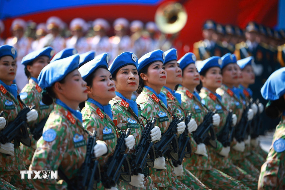 9 Khối Nữ Ấn Tượng Trong Lễ Diễu Binh Kỷ Niệm 50 Năm Thống Nhất Đất Nước