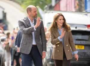 Kate Middleton Rạng Rỡ Với Mái Tóc Mới Nhân Kỷ Niệm 14 Năm Ngày Cưới